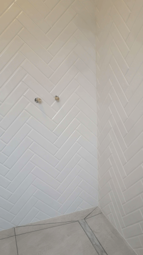 Shane Daly Tiling - Large Format Floor Tile - Herringbone Pattern Wall Tile