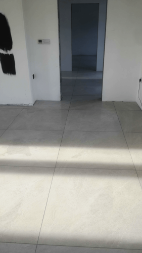 Shane Daly Tiling - Large Format Tile - Hall Tile